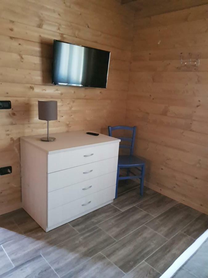 Lorica Suite Lago Esterno foto