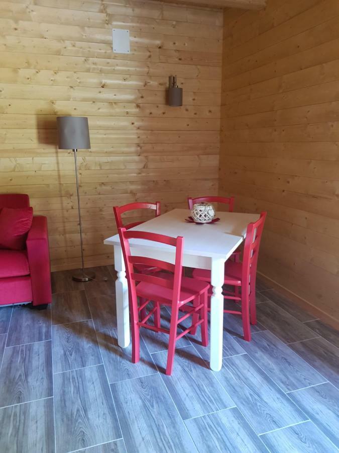 Lorica Suite Lago Esterno foto