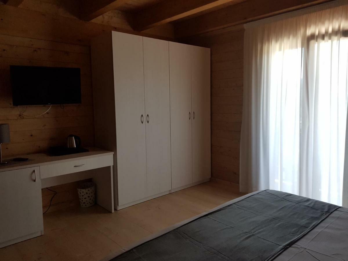 Lorica Suite Lago Esterno foto