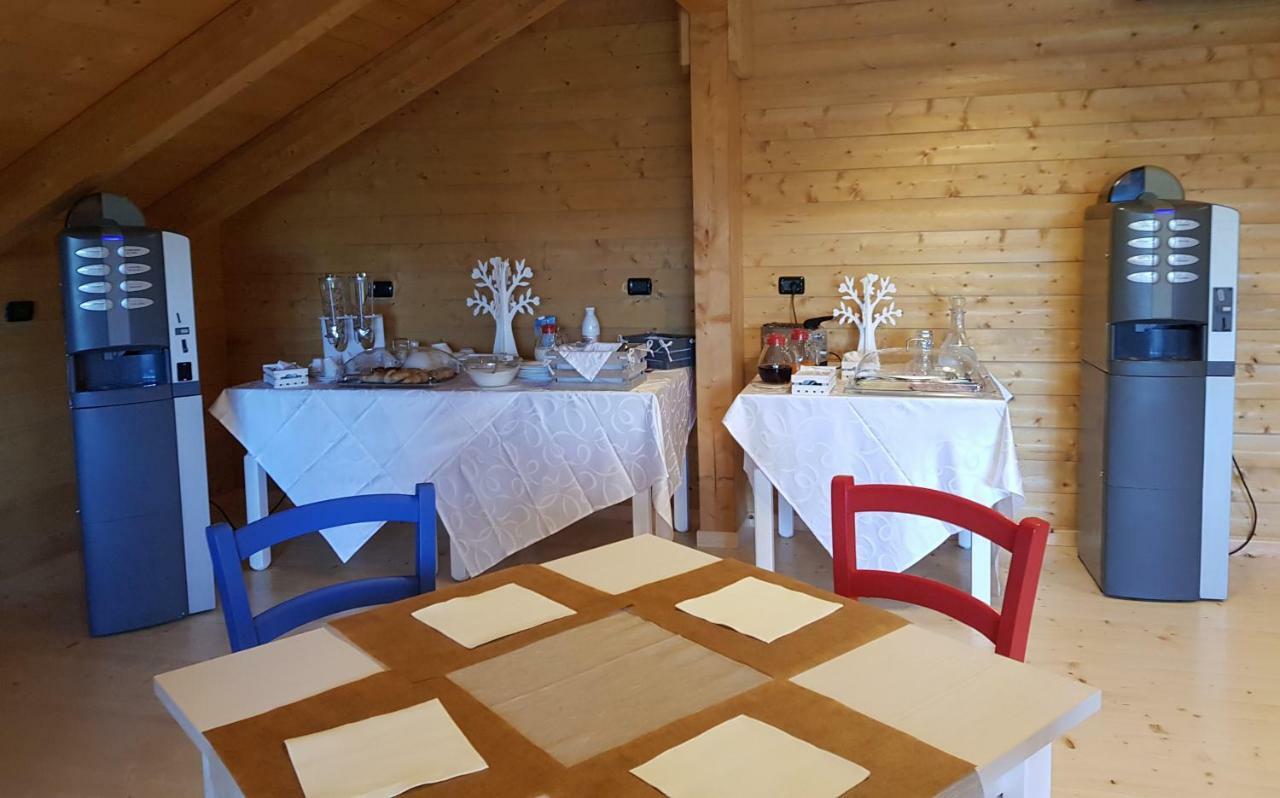 Lorica Suite Lago Esterno foto